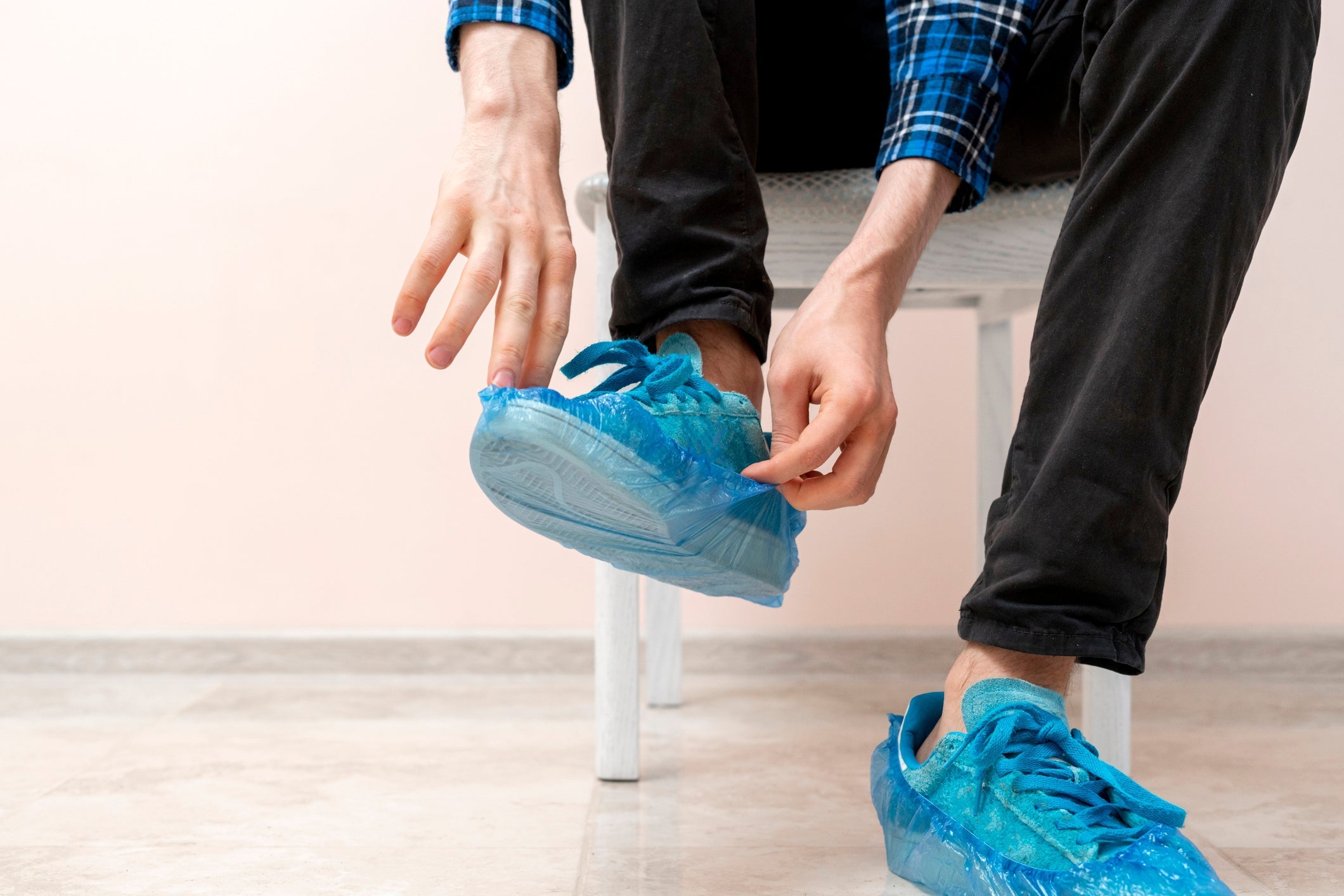 Disposable Shoe Covers: Comprehensive Guide to Features, Benefits, and Applications