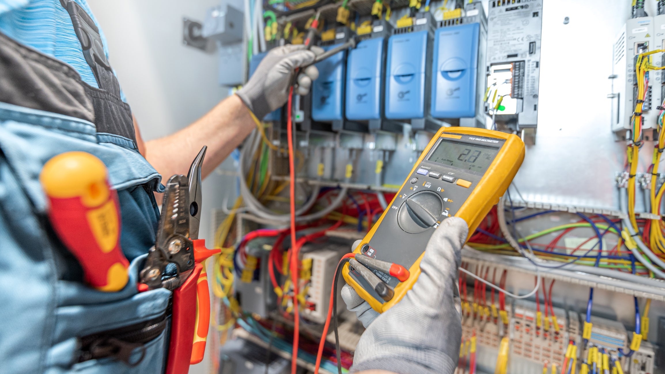 Electrical Safety PPE Checklist for 2025: Gloves, Mats, and Arc Flash Gear