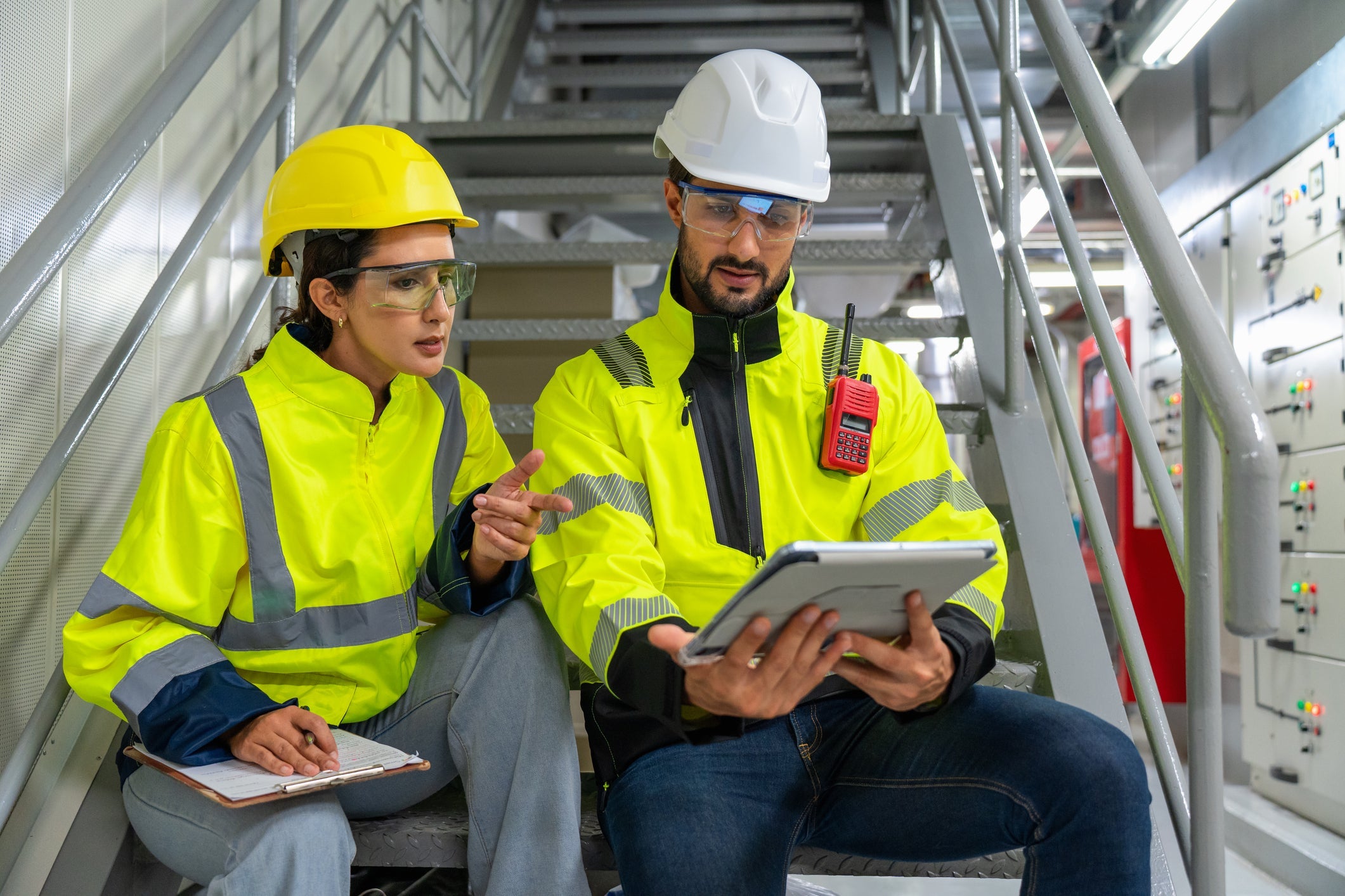 Hi-Vis Safety Apparel Explained: ANSI Classes, Job Requirements, and OSHA Compliance