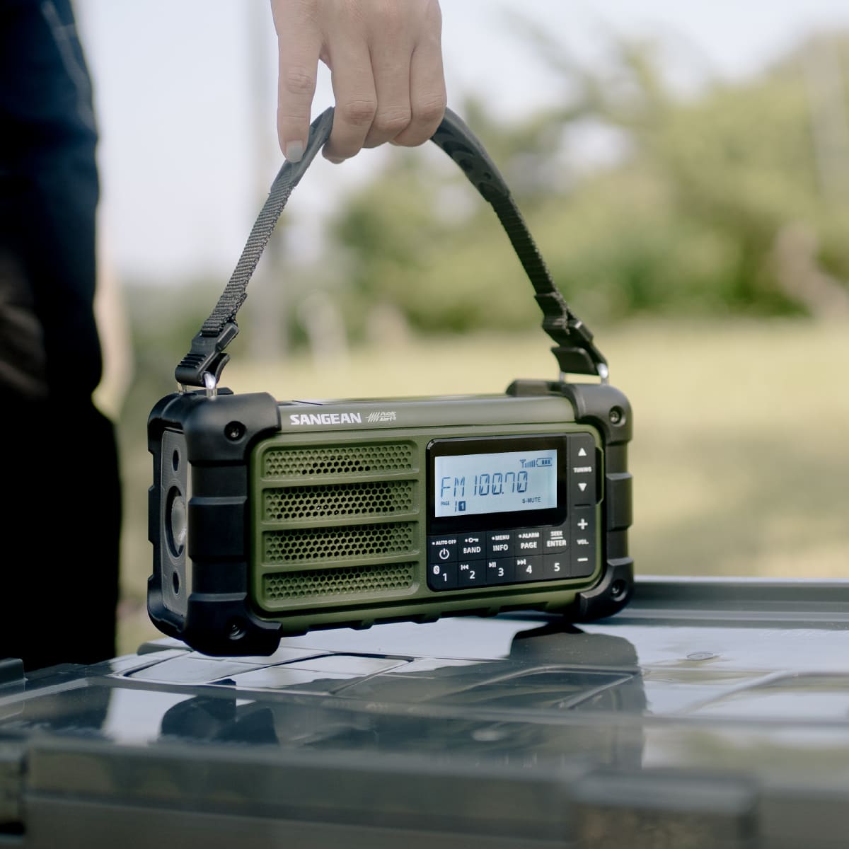 AM/FM-RBDS/Bluetooth/AUX/Weather/Multi-Powered
Digital Tuning Emergency Radio-eSafety Supplies, Inc
