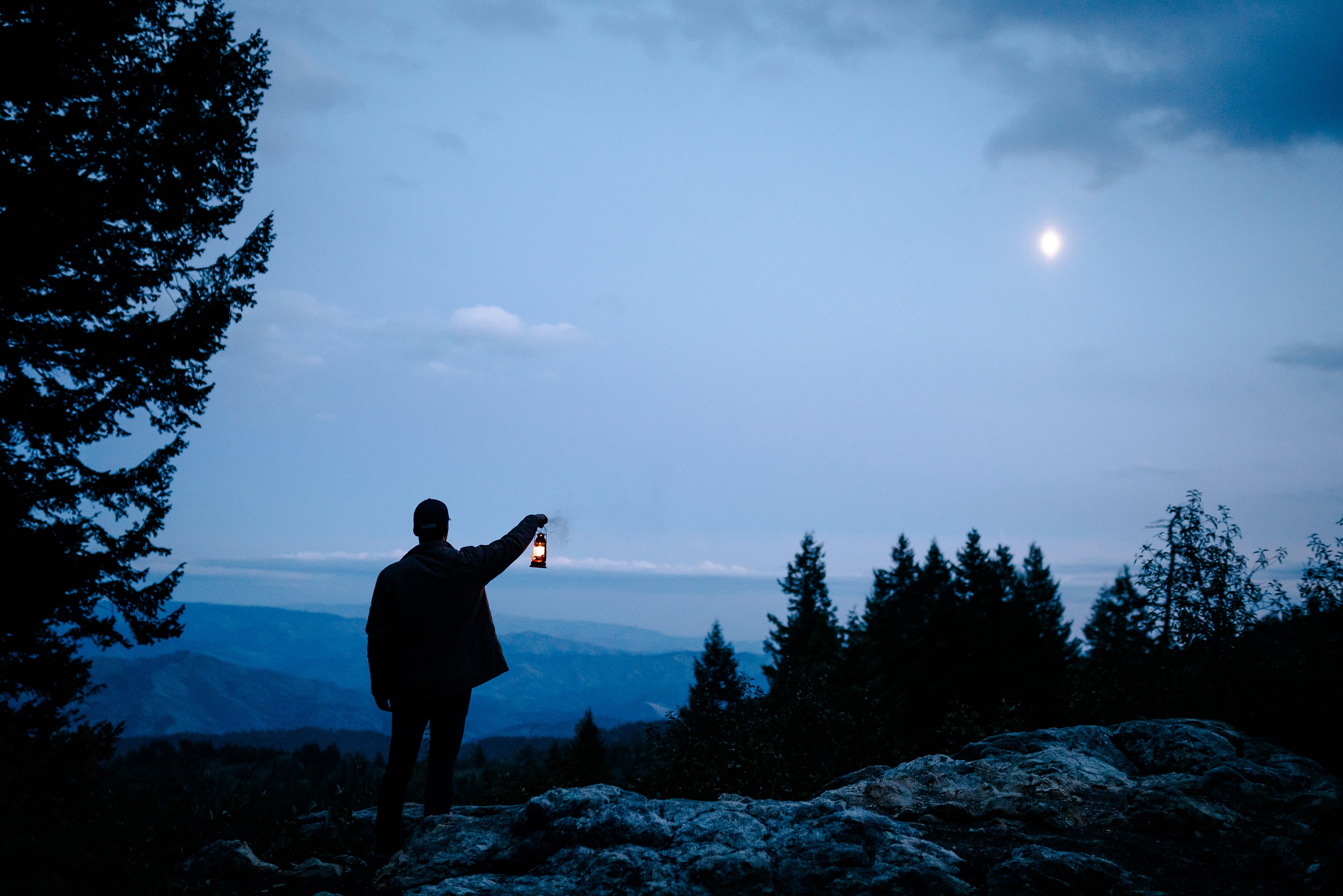 Huricane Lantern - 8 In-eSafety Supplies, Inc