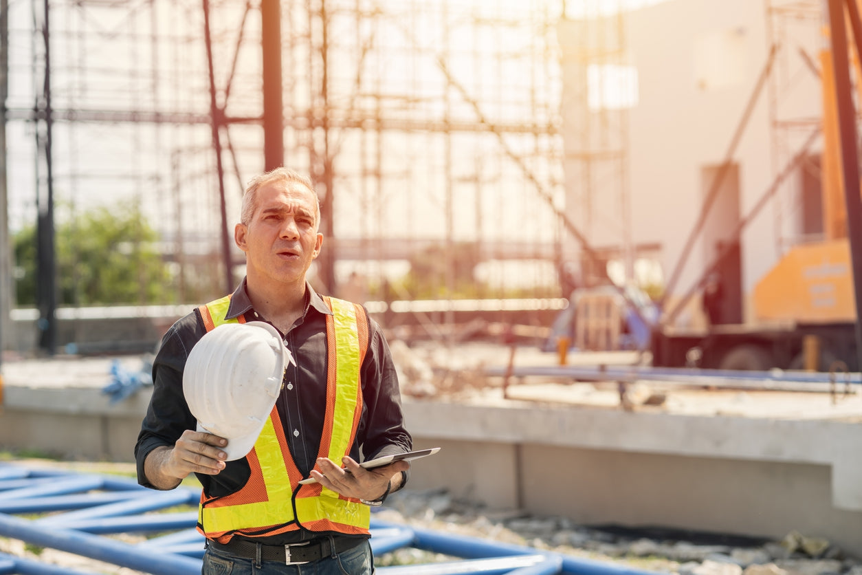 Important Items for Construction Worker Summer Protection Working in Extreme Heat-eSafety Supplies, Inc