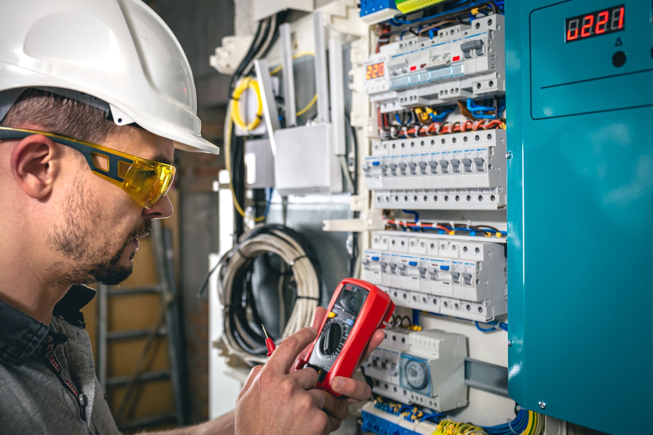 Electrical Safety PPE Checklist for 2025: Gloves, Mats, and Arc Flash Gear