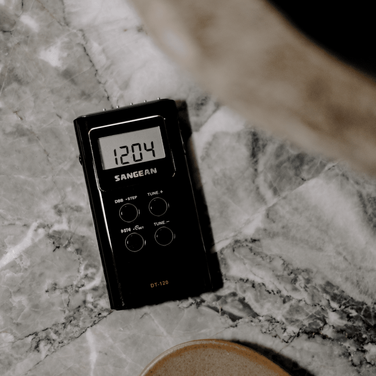 Sangean-FM-Stereo / AM Pocket Receiver