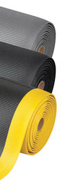 Superior Manufacturing 3' X 60' Black PVC Foam NoTrax® Razorback™ Anti Fatigue Floor Mat