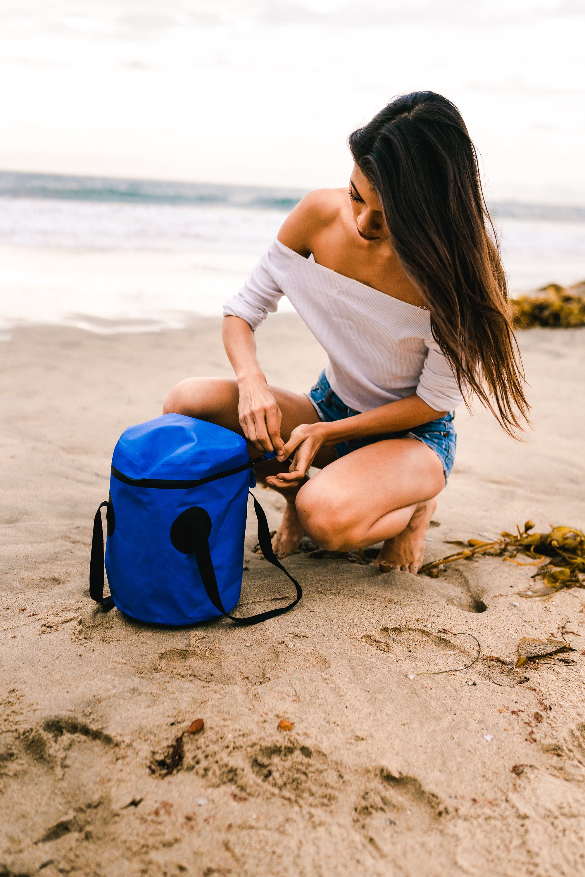 Waterbucket - 12 Liter - With Zippered Top-eSafety Supplies, Inc