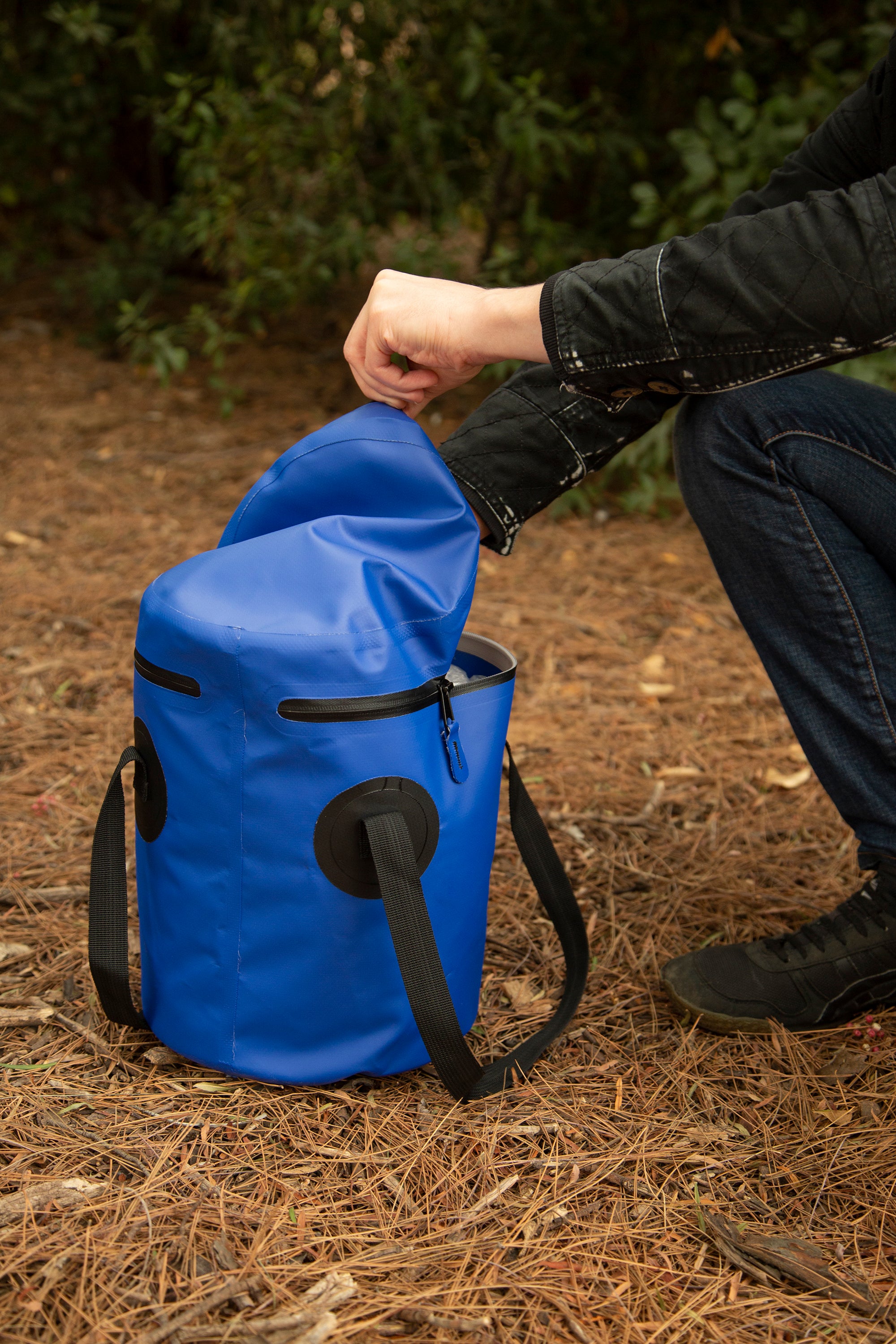 Waterbucket - 12 Liter - With Zippered Top-eSafety Supplies, Inc