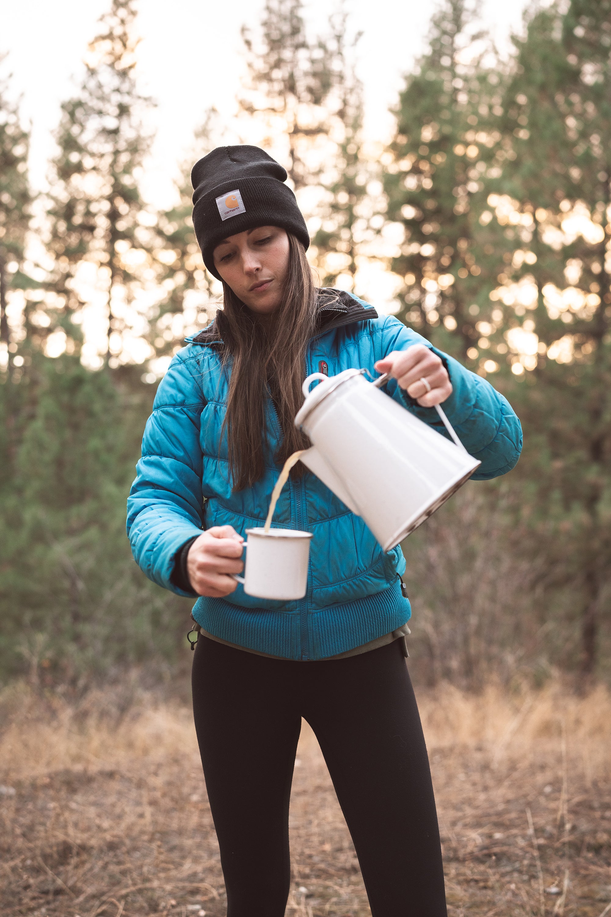 Enamel 8Cup Coffee Pot W/Perc/4-12 Oz Mugs/White W/Blue Spec-eSafety Supplies, Inc