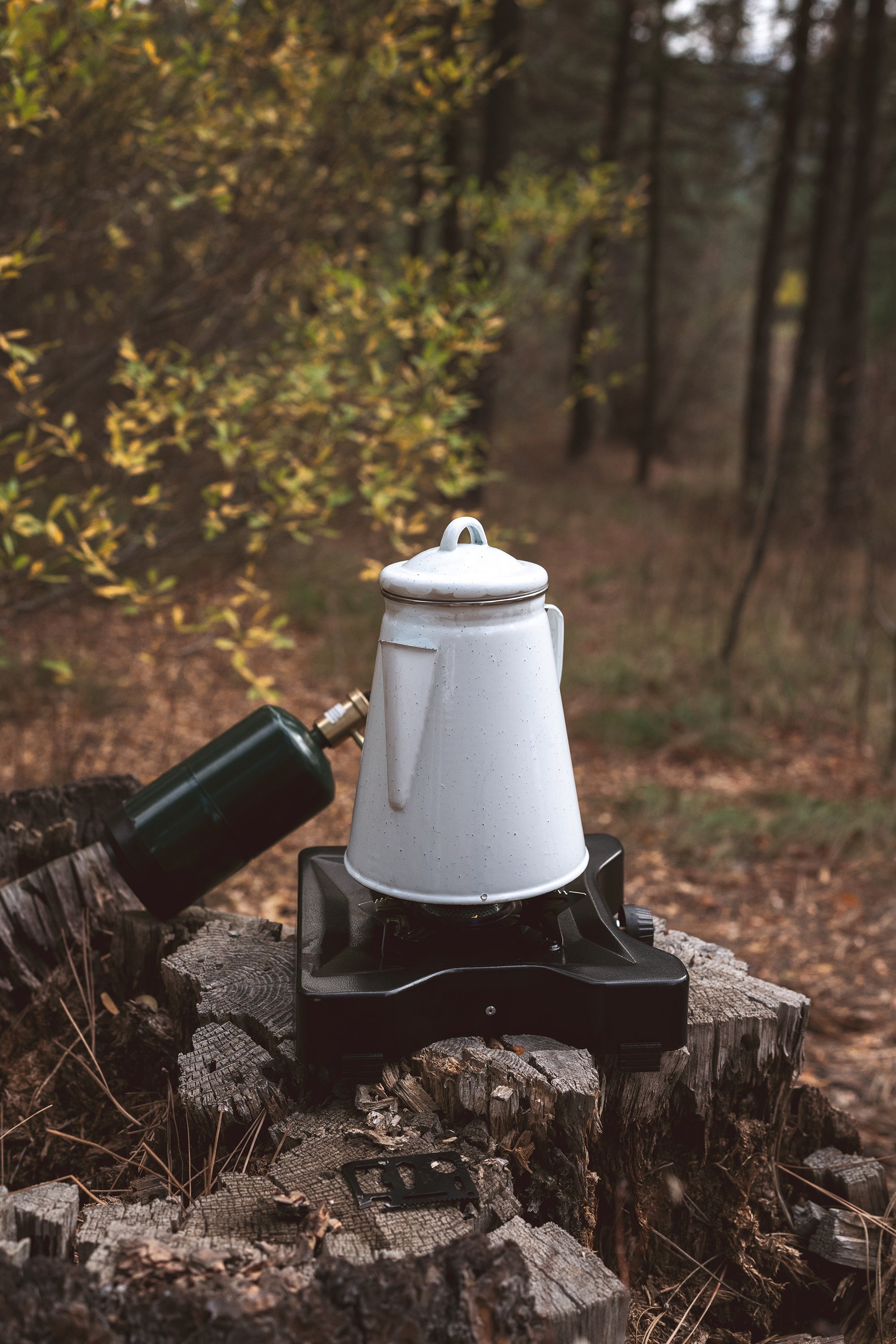 Enamel 8Cup Coffee Pot W/Perc/4-12 Oz Mugs/White W/Blue Spec-eSafety Supplies, Inc